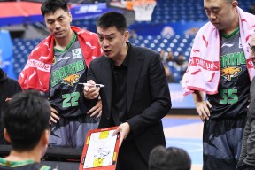 今年会官网-辽宁队夺得CBA冠军，王者归来