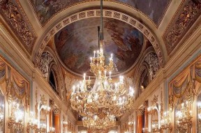 今年会-佛罗伦萨主场凤凰涅盘，实力摆渡(我是凤凰涅盘重生后杀疯了小说免费阅读)