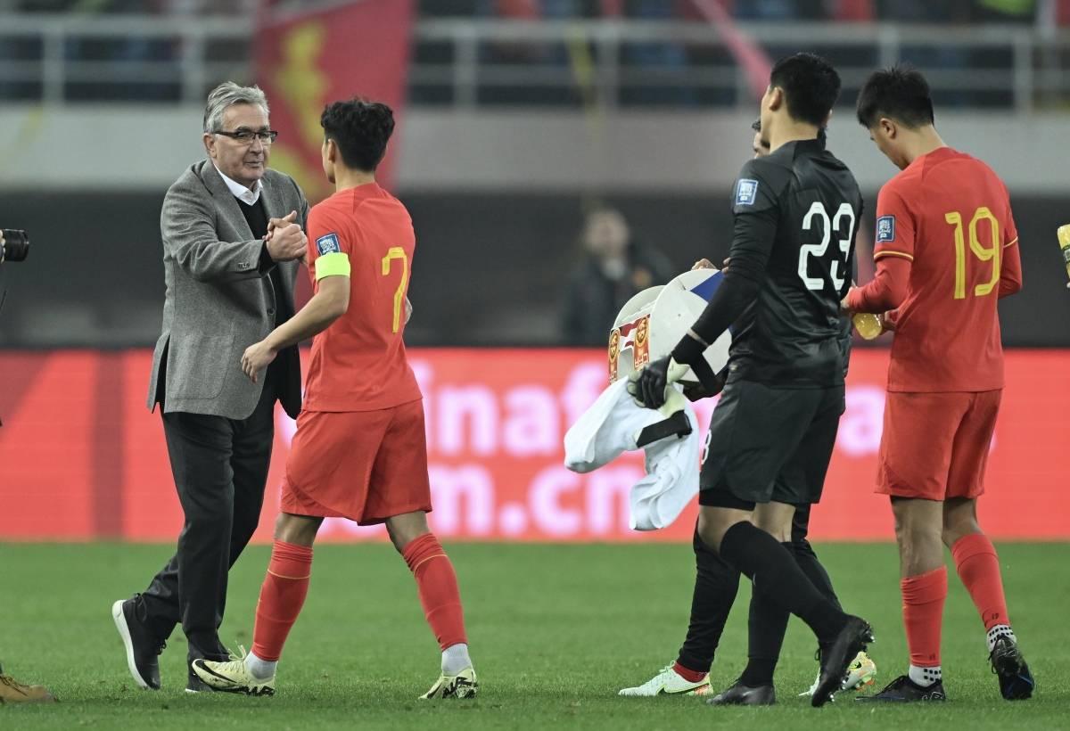 球队核心球员诺维茨基空降现场给予支持的简单介绍