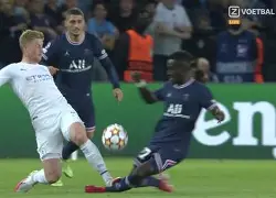 曼联击败对手，欧冠资格前途一片光明